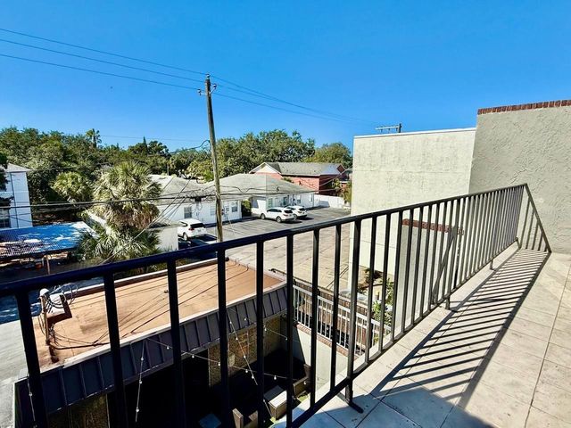 162 E DAVIS BOULEVARD, Tampa, FL 33606