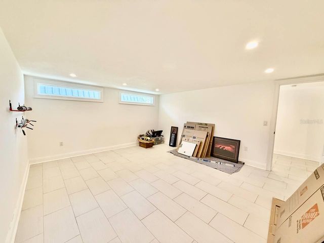 162 E DAVIS BOULEVARD, Tampa, FL 33606