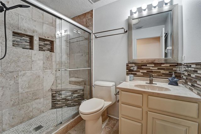 19111 FERN MEADOW LOOP, Lutz, FL 33558