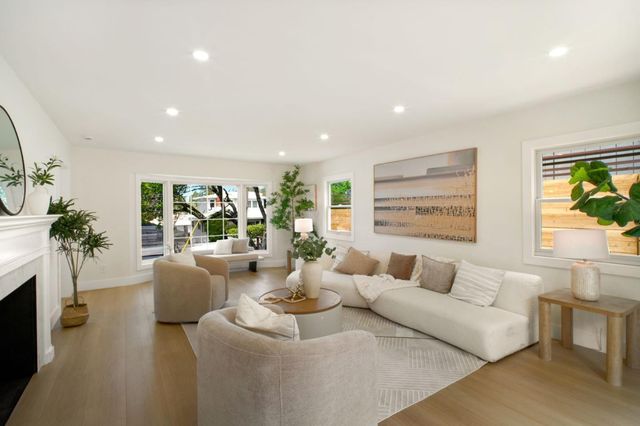 5004 Pierpoint Avenue, Oakland, CA 94602