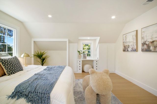 5004 Pierpoint Avenue, Oakland, CA 94602