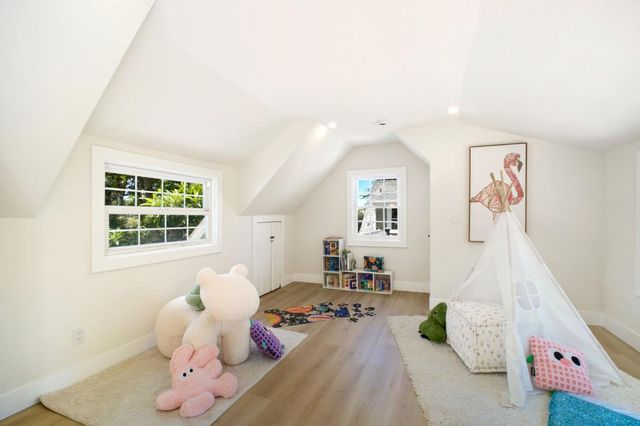 5004 Pierpoint Avenue, Oakland, CA 94602