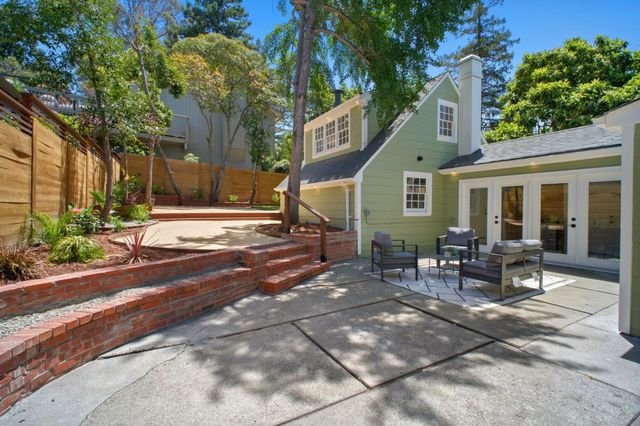 5004 Pierpoint Avenue, Oakland, CA 94602
