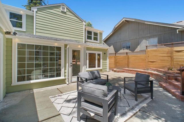 5004 Pierpoint Avenue, Oakland, CA 94602