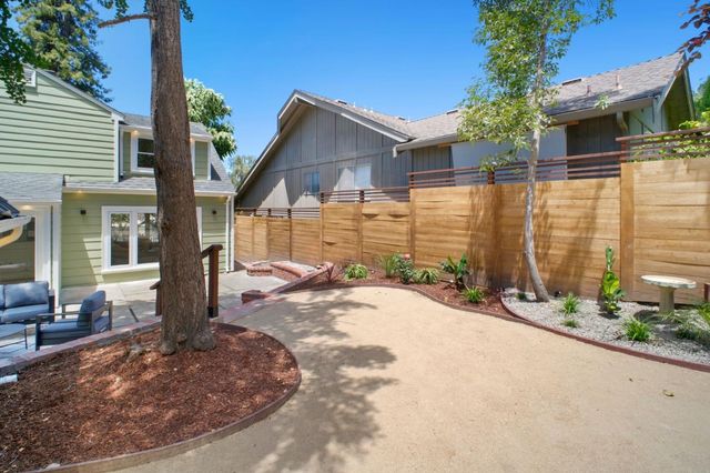 5004 Pierpoint Avenue, Oakland, CA 94602