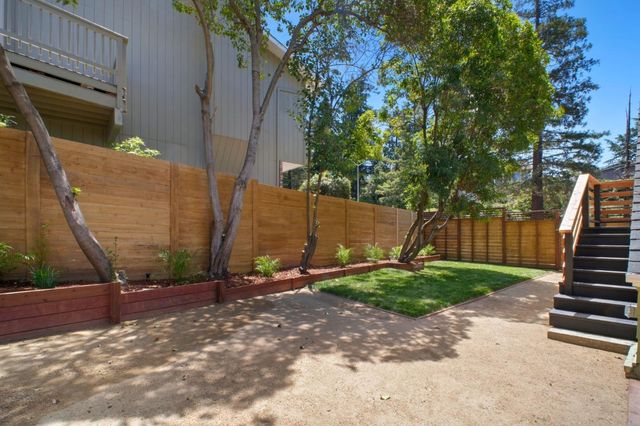 5004 Pierpoint Avenue, Oakland, CA 94602