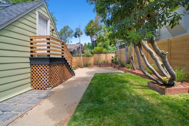 5004 Pierpoint Avenue, Oakland, CA 94602