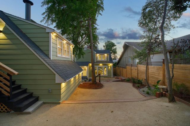 5004 Pierpoint Avenue, Oakland, CA 94602