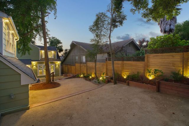 5004 Pierpoint Avenue, Oakland, CA 94602