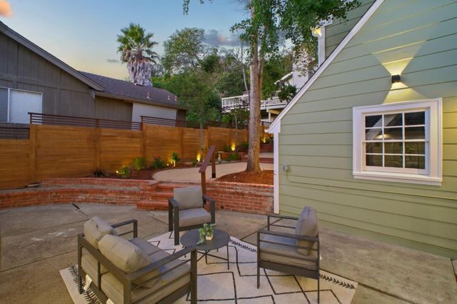 5004 Pierpoint Avenue, Oakland, CA 94602