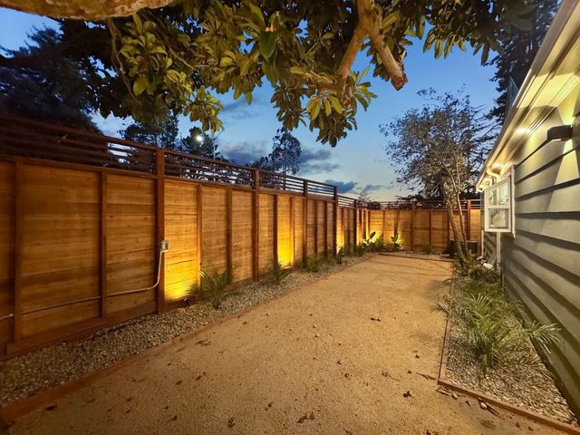 5004 Pierpoint Avenue, Oakland, CA 94602