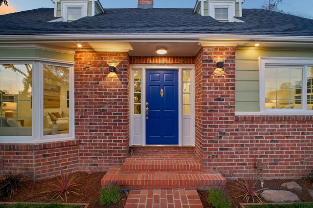 5004 Pierpoint Avenue, Oakland, CA 94602