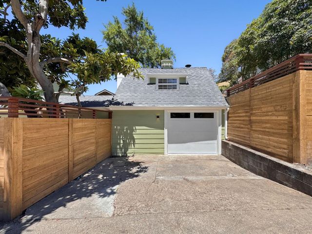 5004 Pierpoint Avenue, Oakland, CA 94602