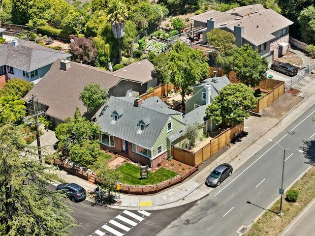 5004 Pierpoint Avenue, Oakland, CA 94602