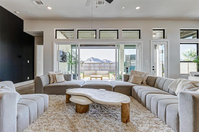 7606 Redwoods Forest Drive, Katy, TX 77493