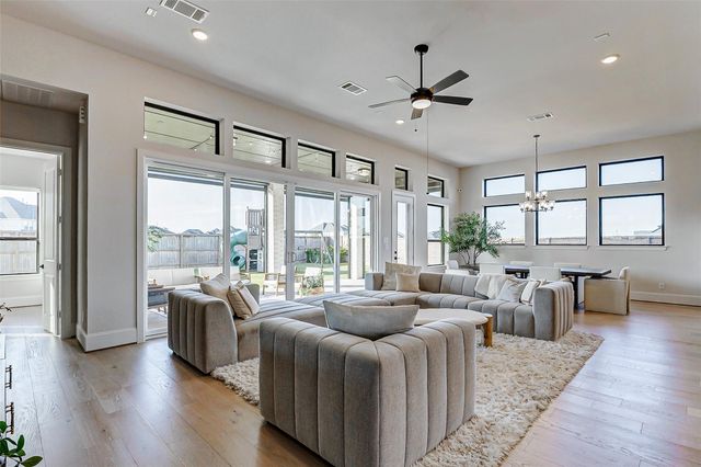 7606 Redwoods Forest Drive, Katy, TX 77493