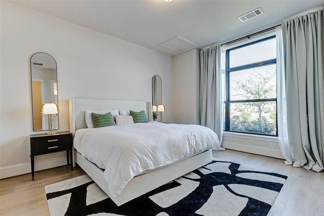 7606 Redwoods Forest Drive, Katy, TX 77493