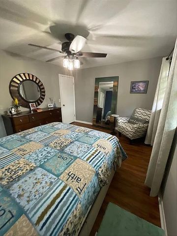 3850 13TH AVENUE N 212, St Petersburg, FL 33713