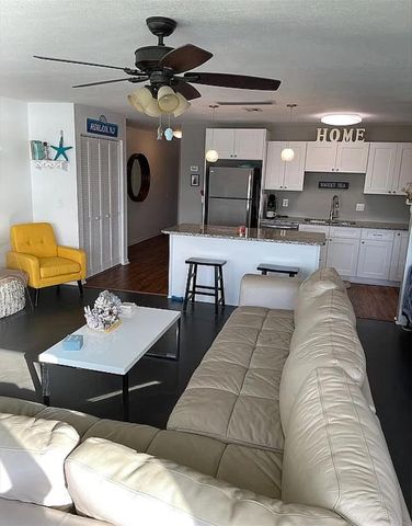 3850 13TH AVENUE N 212, St Petersburg, FL 33713