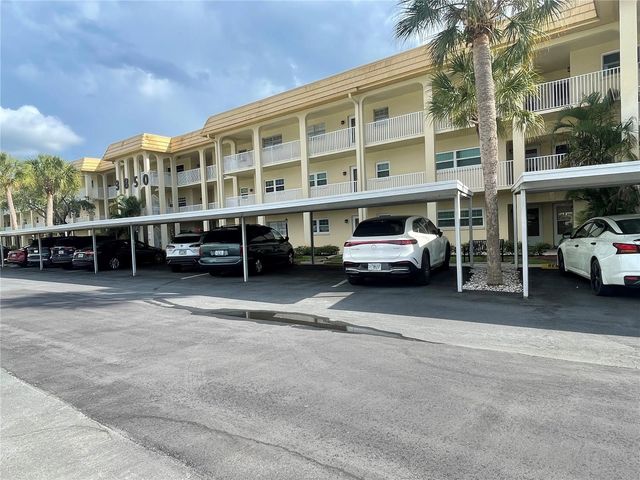 3850 13TH AVENUE N 212, St Petersburg, FL 33713