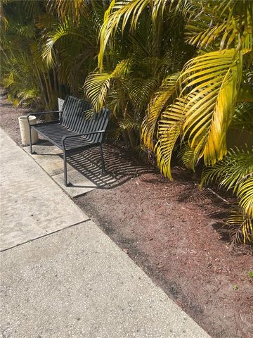 3850 13TH AVENUE N 212, St Petersburg, FL 33713