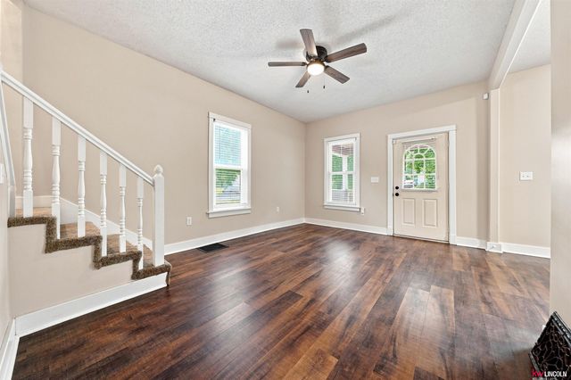 447 N 24Th Street, Lincoln, NE 68503