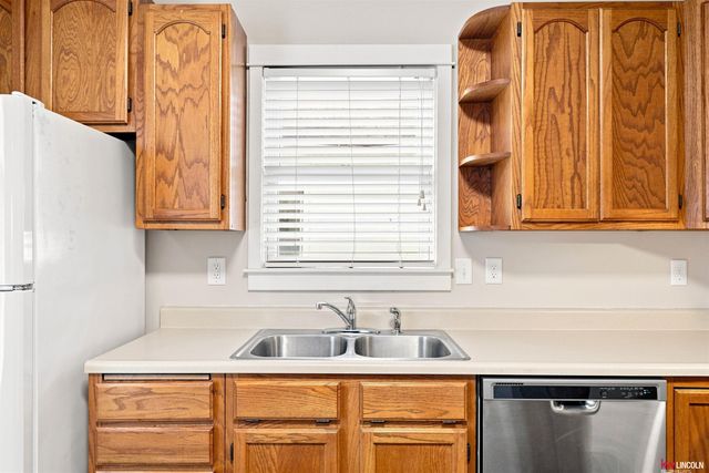 447 N 24Th Street, Lincoln, NE 68503