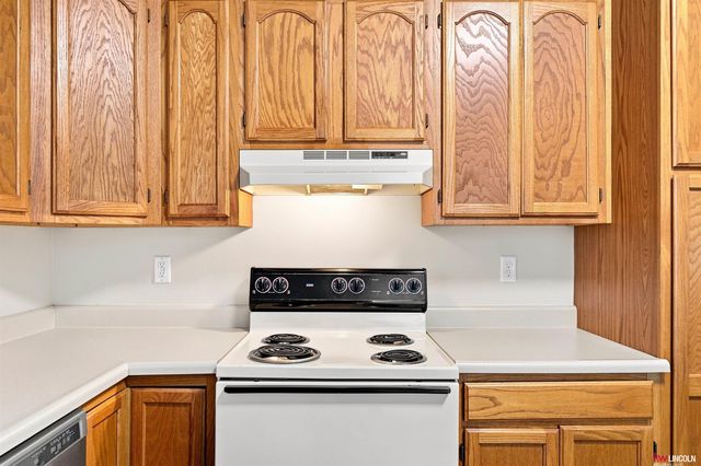 447 N 24Th Street, Lincoln, NE 68503