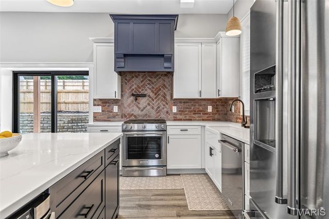 422 N 2nd Street, De Soto, MO 63020