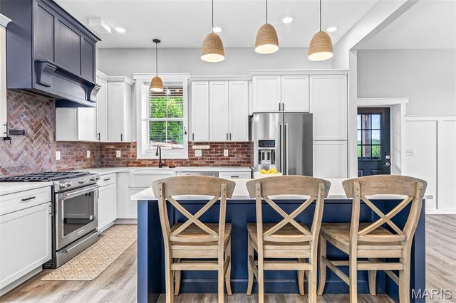 422 N 2nd Street, De Soto, MO 63020