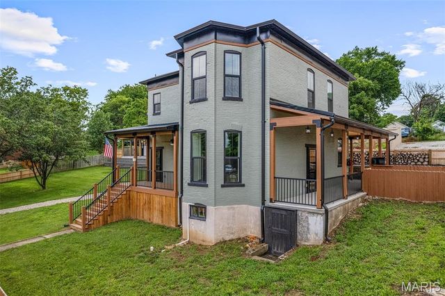 422 N 2nd Street, De Soto, MO 63020