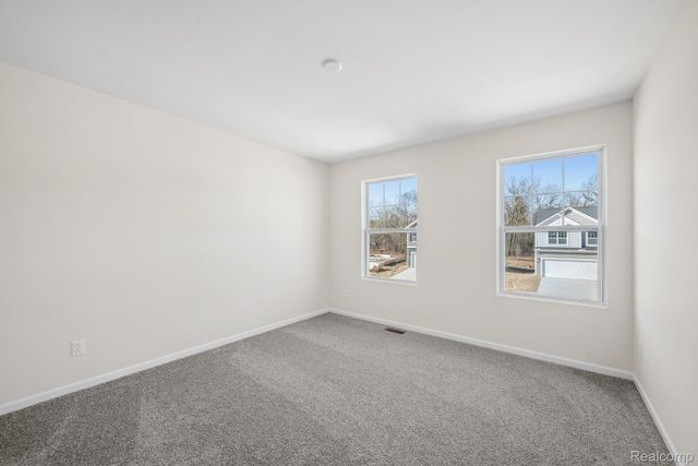 414 Hidden River W, Holly Township, MI 48442