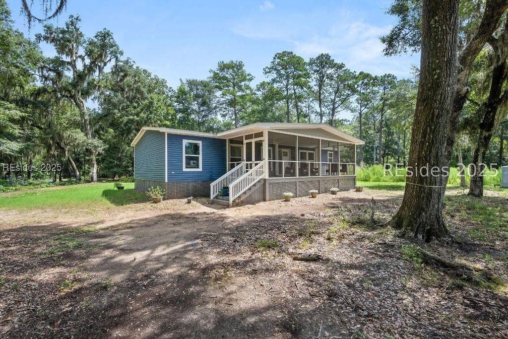 106 Frances Jones Blvd, Daufuskie Island, SC 29915