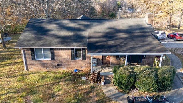 2961 Wormranch Road, Haw River, NC 27258