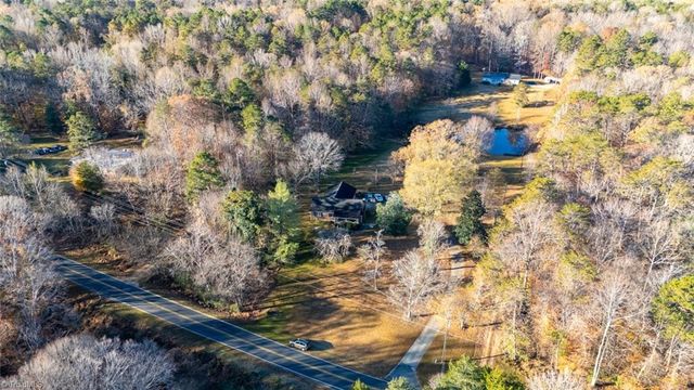 2961 Wormranch Road, Haw River, NC 27258
