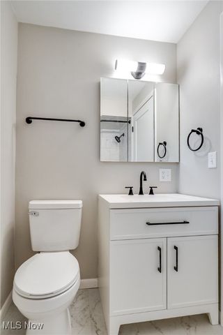 3901 Moreland Avenue, Stow, OH 44224