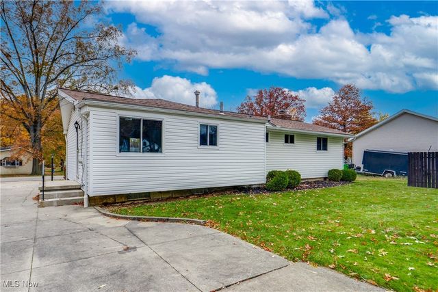 3901 Moreland Avenue, Stow, OH 44224