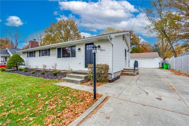 3901 Moreland Avenue, Stow, OH 44224