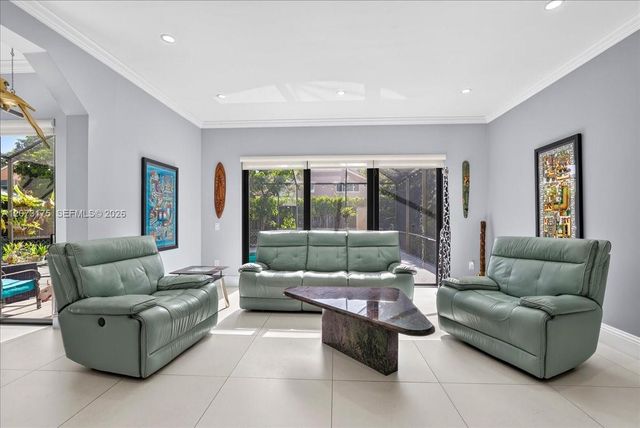 7320 NW 68th Way, Parkland, FL 33067