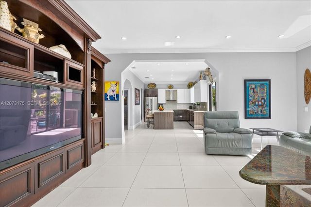 7320 NW 68th Way, Parkland, FL 33067