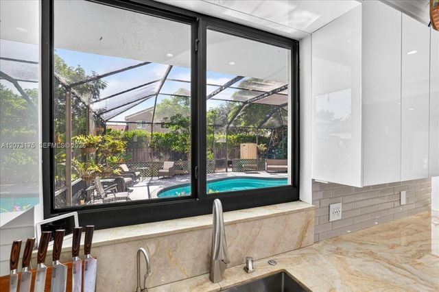 7320 NW 68th Way, Parkland, FL 33067