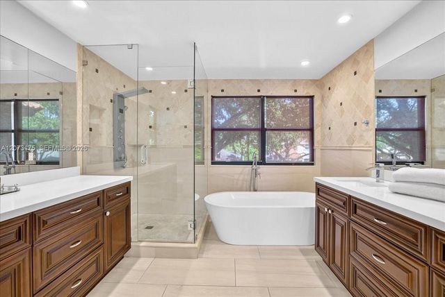 7320 NW 68th Way, Parkland, FL 33067