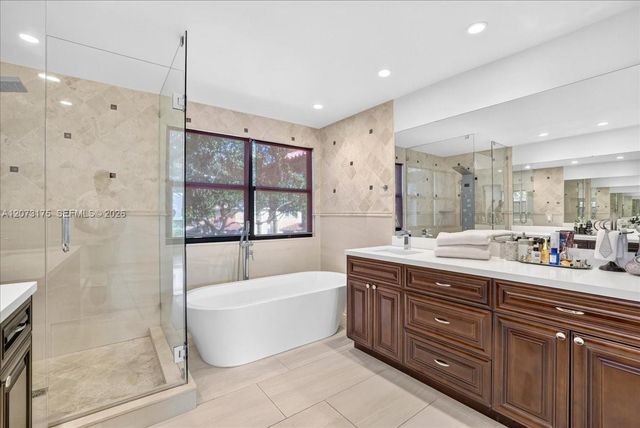 7320 NW 68th Way, Parkland, FL 33067