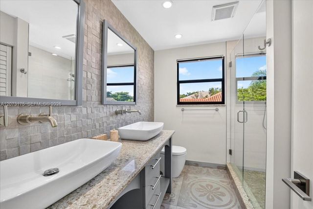7320 NW 68th Way, Parkland, FL 33067