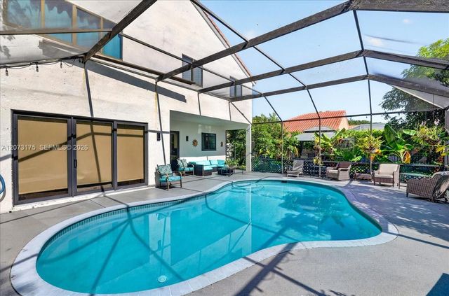 7320 NW 68th Way, Parkland, FL 33067
