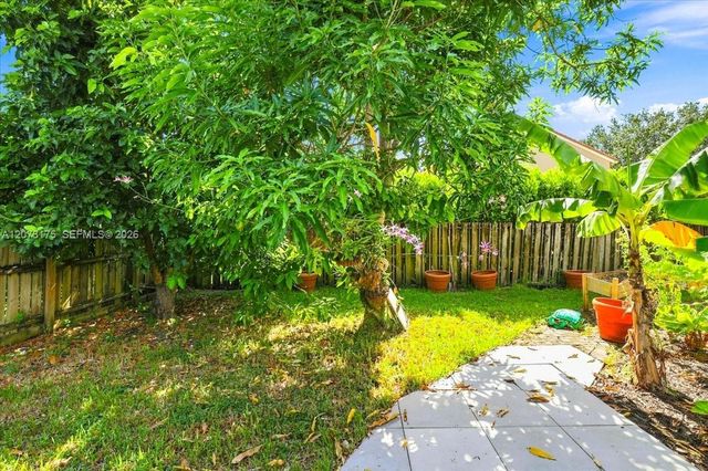 7320 NW 68th Way, Parkland, FL 33067