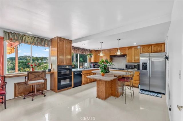 868 S Calle Venado, Anaheim Hills, CA 92807