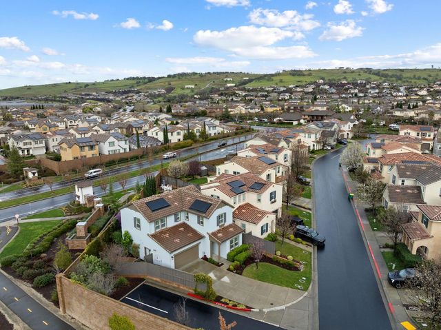 1098 Yucca Dr, El Dorado Hills, CA 95762