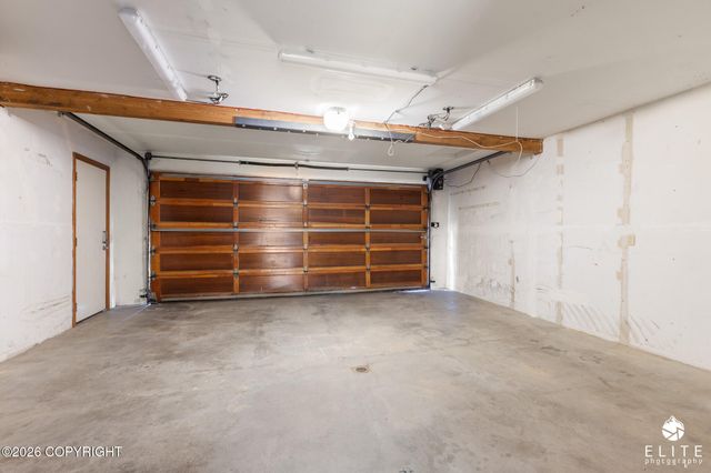18631 Little Cape Circle, Eagle River, AK 99577