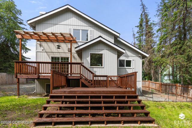 18631 Little Cape Circle, Eagle River, AK 99577